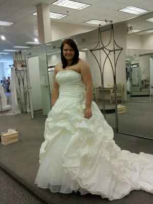 Head piece and Dress pics!