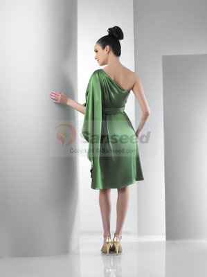 Who likes this dress?