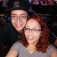 Carlos & Reina