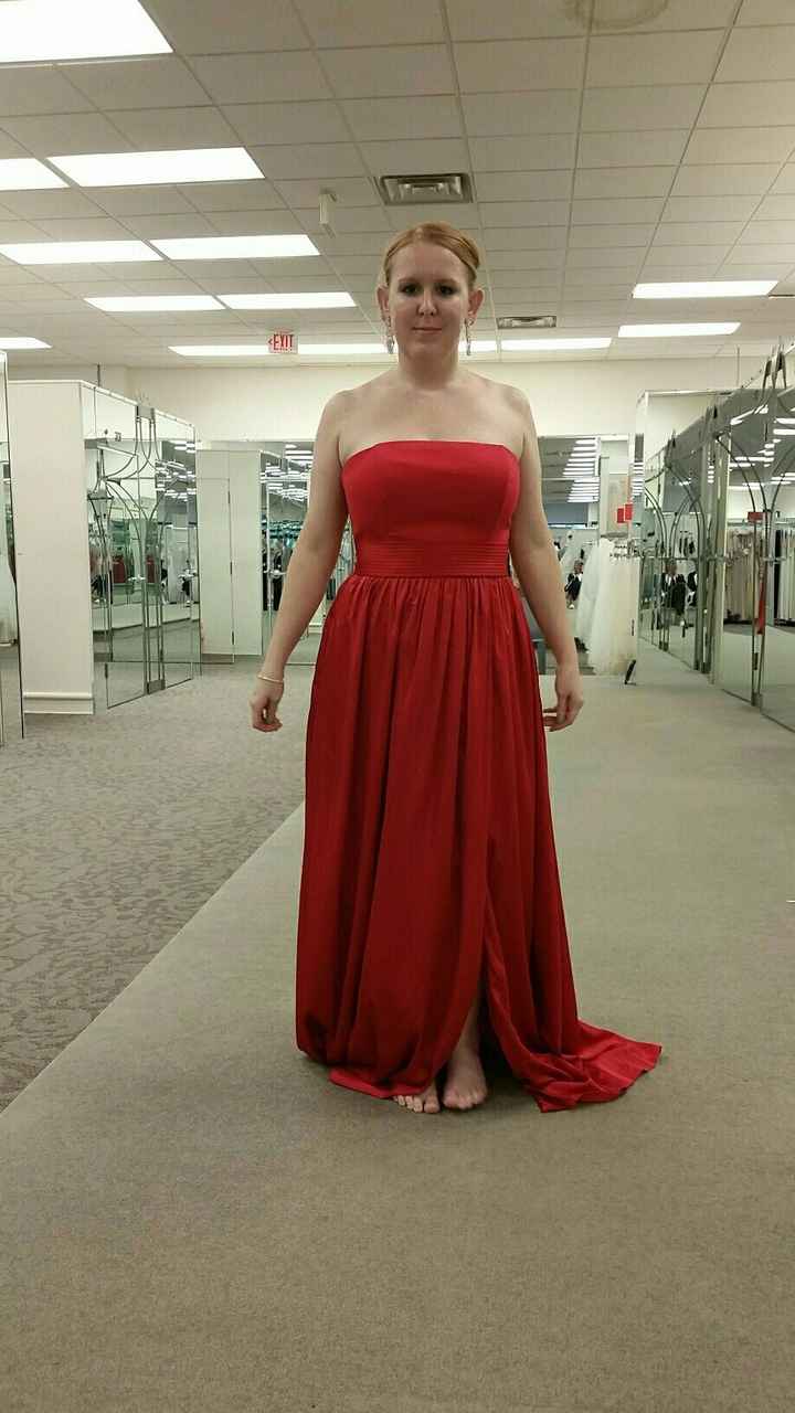 It has pockets! !!!!