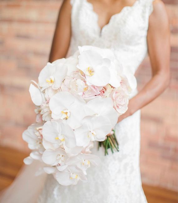 Bride bouquet orchids 1