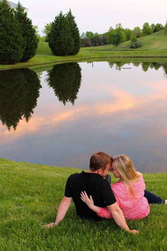 Engagement photos: yes or no?