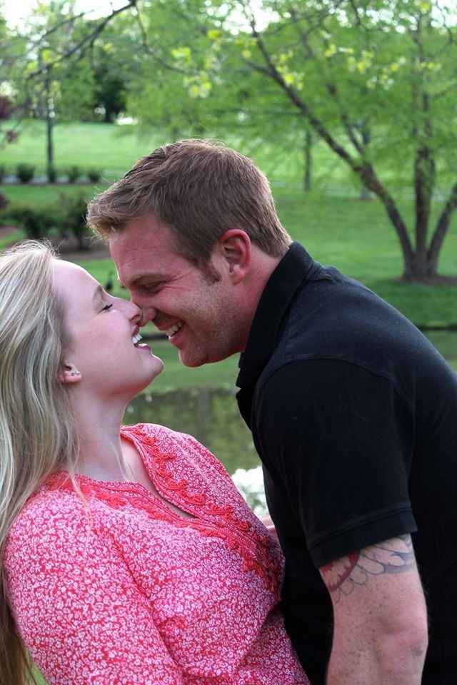 Engagement photos: yes or no?