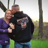 Engagement Pics Back! Love them!