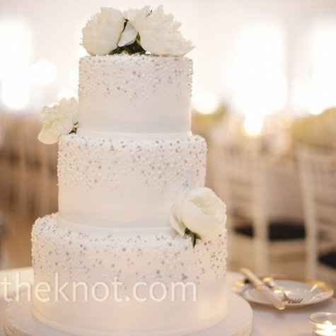 Show off your wedding cake!!