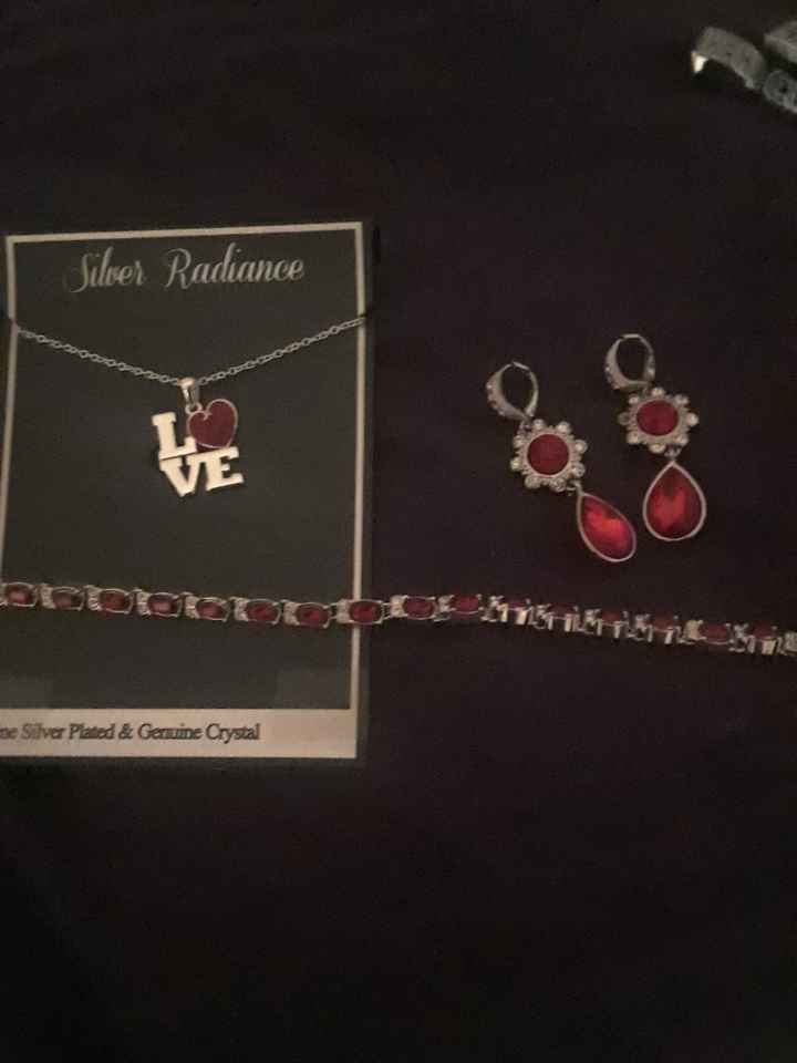 Let me see your jewelry ! - 1