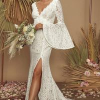 Trying to find a similar dress - 1