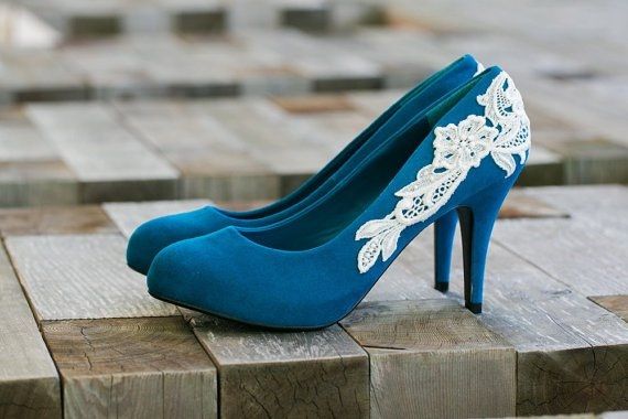 gettin' on the shoe bandwagon... opinion needed