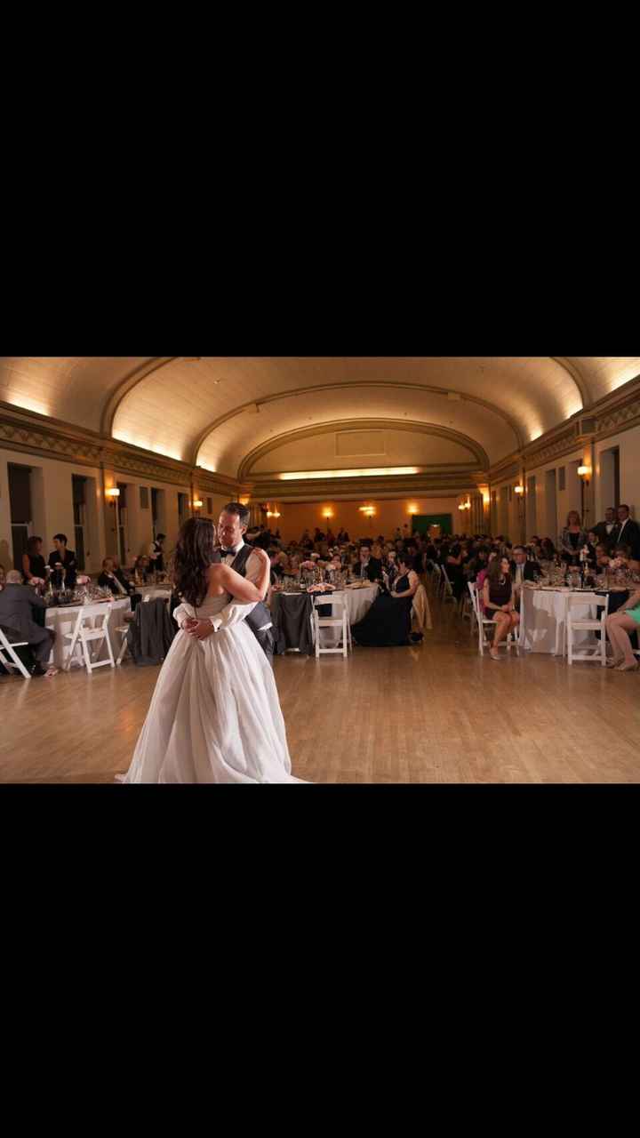 Vera Wange White VW351178 Bustle and Petticoat questions