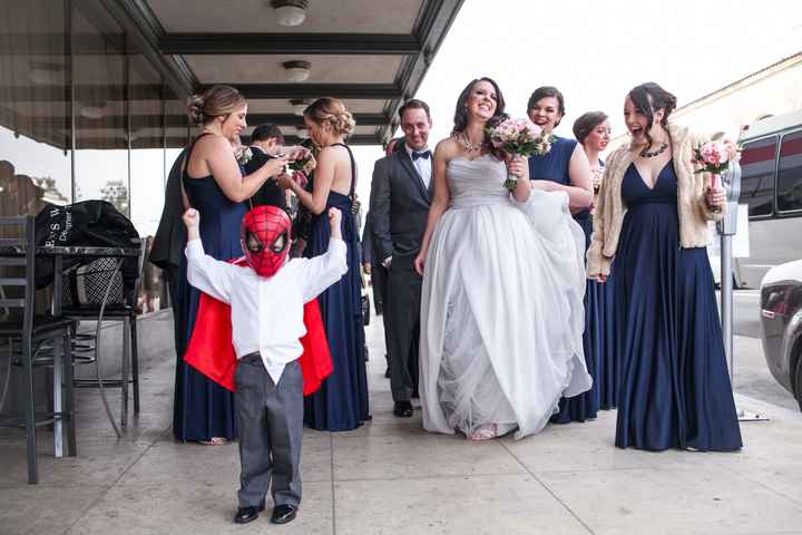 Married ladies; Share your FAVORITE wedding photo!