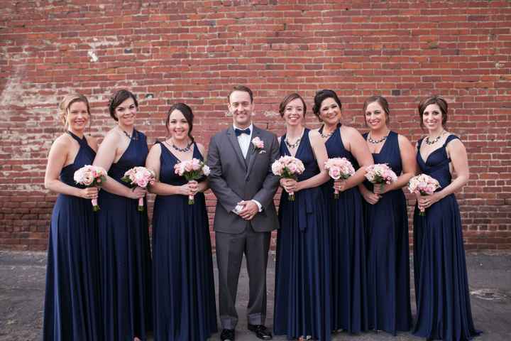 SHOW ME YOUR NAVY BLUE BRIDESMAIDS DRESSES.