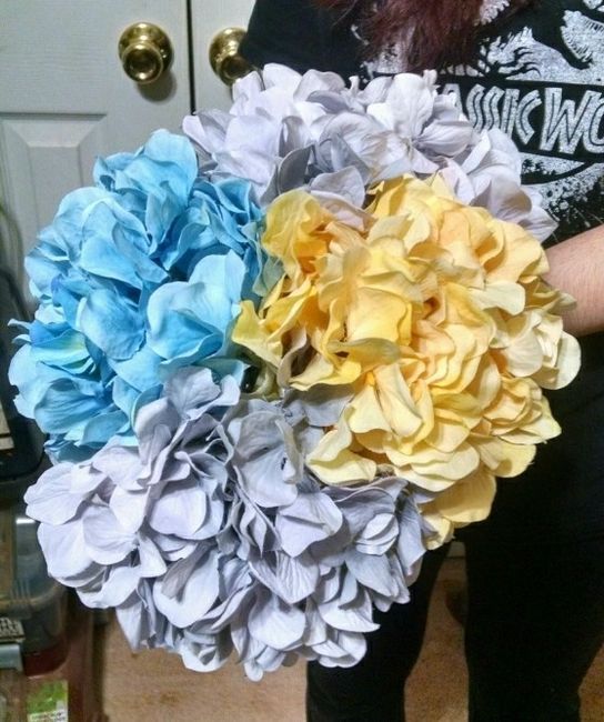 Show us your bouquets/centerpieces! (pics)