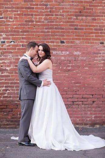 Brides that wore their hair down..did it stay?