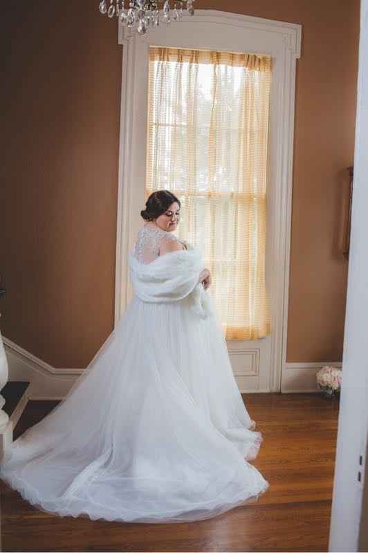 Plus size Bride