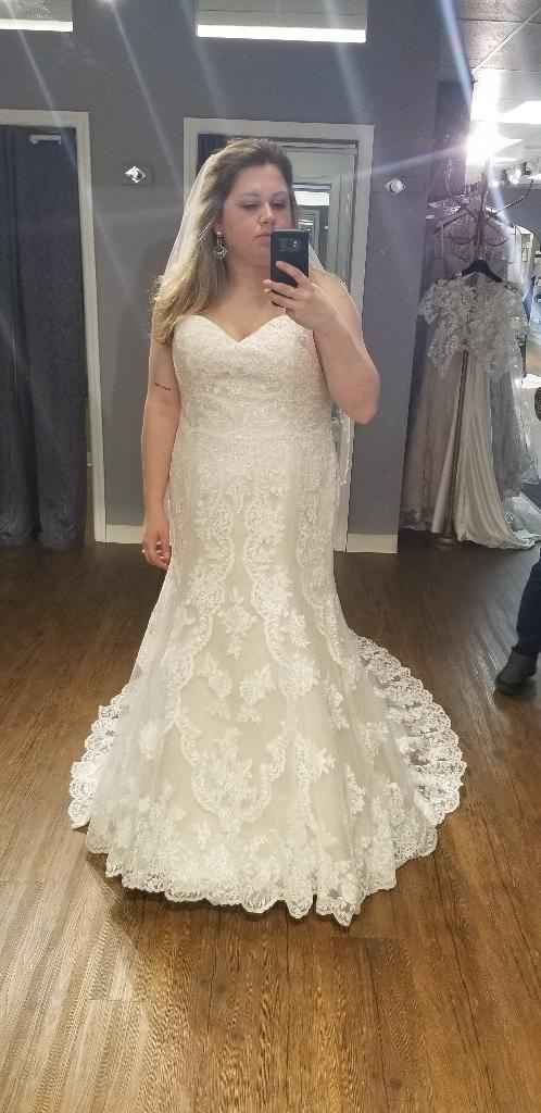 Ladies Getting Married in June- Let's See Those Dresses! 🌸❤🌸 2