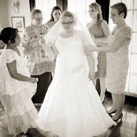 BAM...non-pro pics. Updated with pro pics in comments!