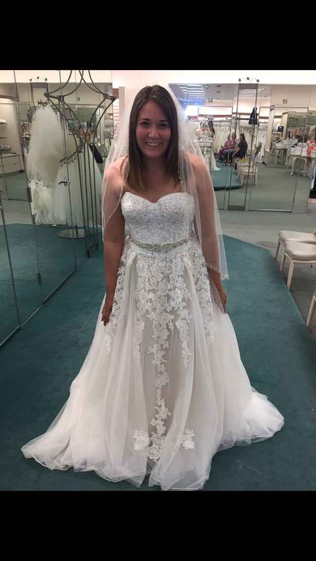 Please show your wedding dress, ladies - 1