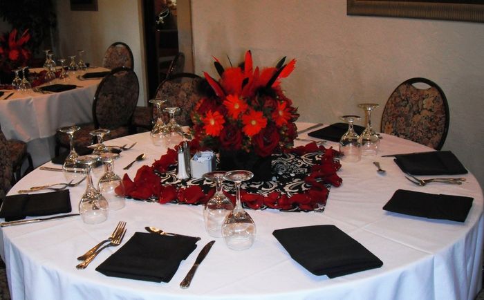 Black and red centerpieces