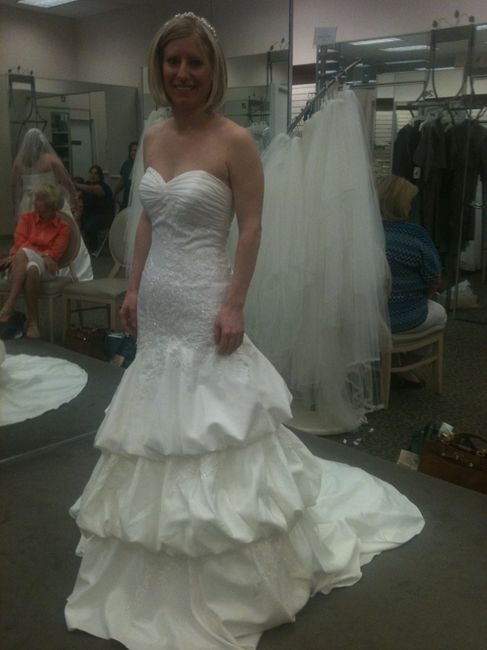 Weird OBSESSION: I love seeing brides in their ACTUAL dresses :)