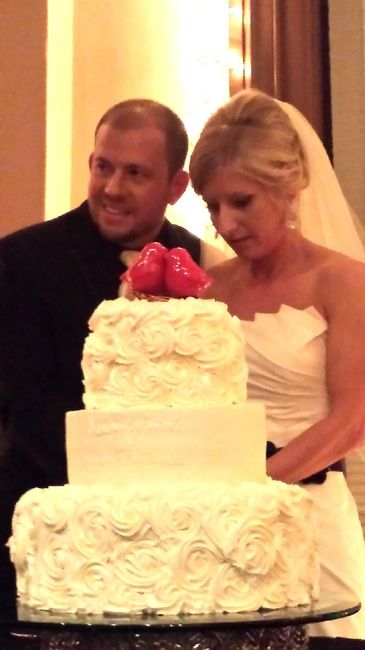 Cutting the cake! w/pics
