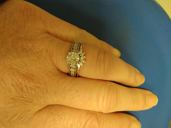 Brides of 2022! Show us your ring! - 1