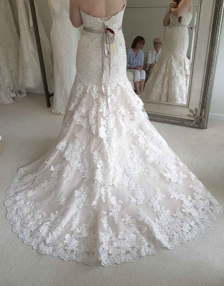 Lets see those dresses!