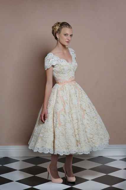 What STYLE is your dress?