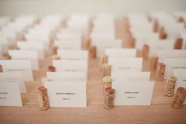 Vote: Which escort cards?