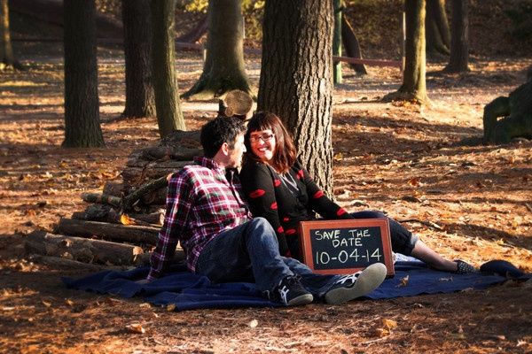 Show Me Your Engagement Picture Outfits!!