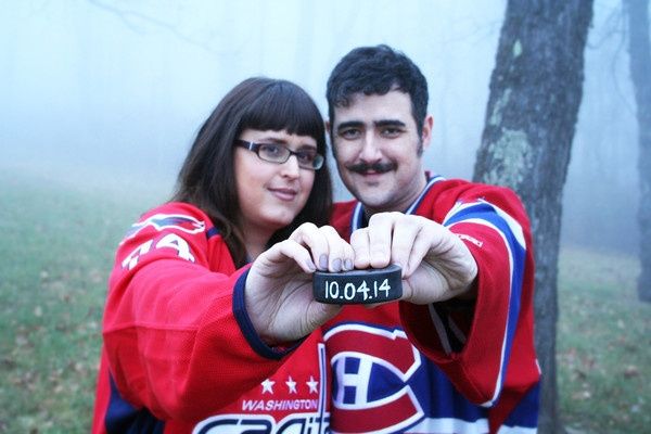 Show Me Your Engagement Picture Outfits!!