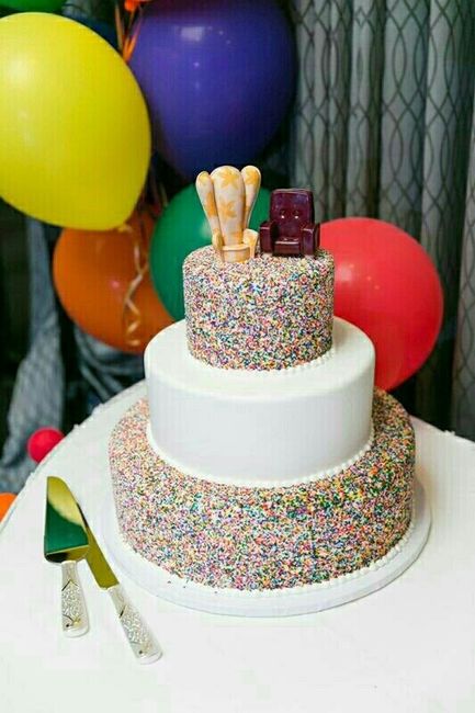 Cake cake cake . Show me your cake .