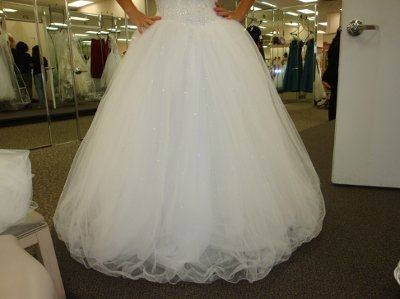 I BOUGHT MY DRESS!!!!  (lots of pics!!!!)