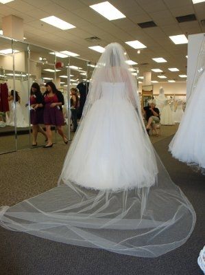 I BOUGHT MY DRESS!!!!  (lots of pics!!!!)