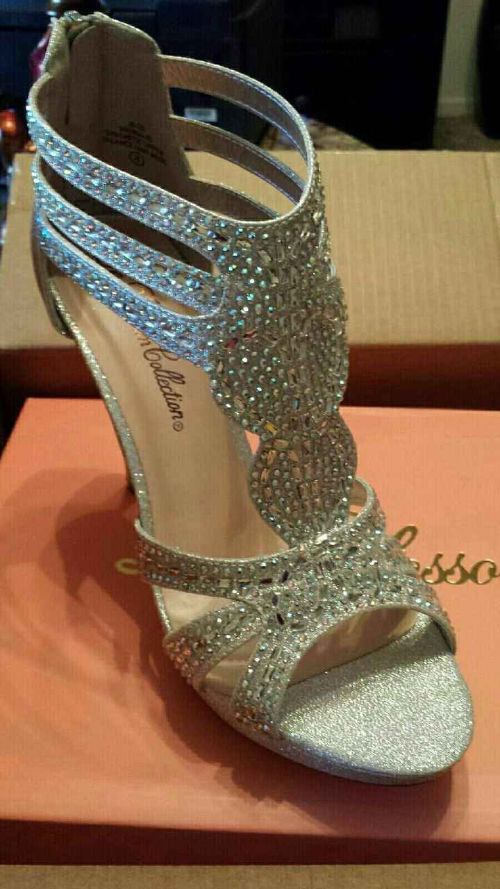 Shoes...shoes...Shoes!!! Show em off ladies!