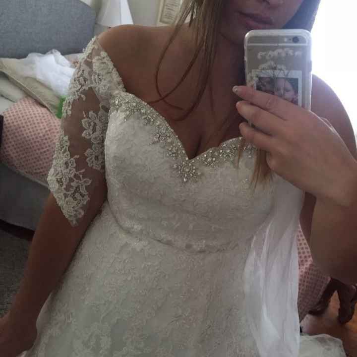 Adding sleeves to my gown