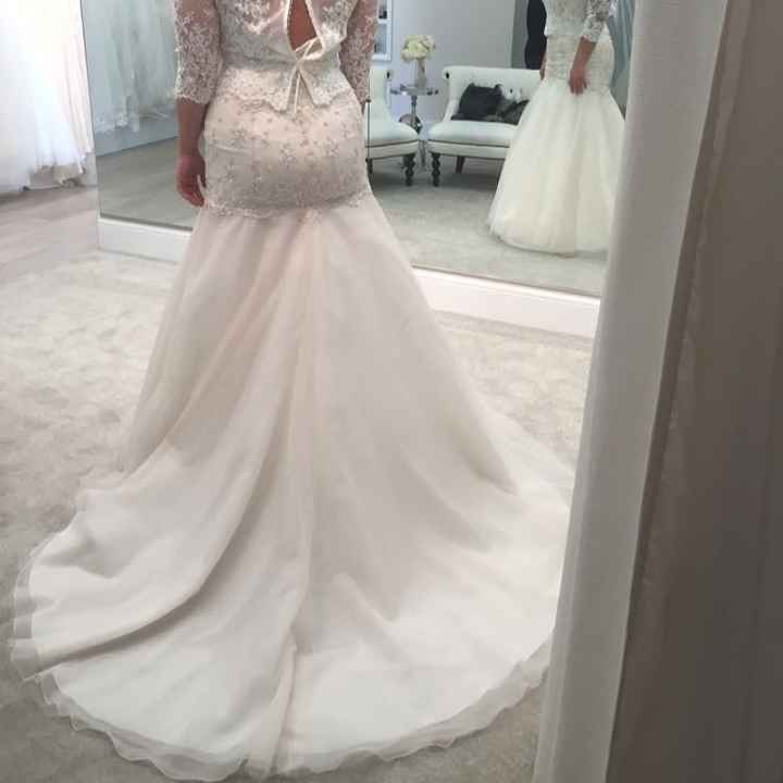 Brides with curves!
