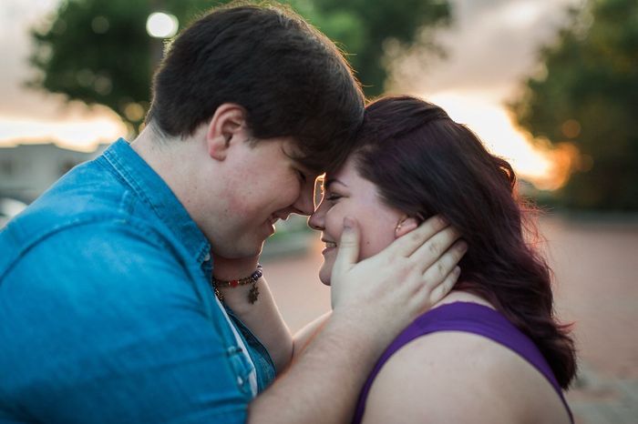 Got our Engagement Photos!!! - 2