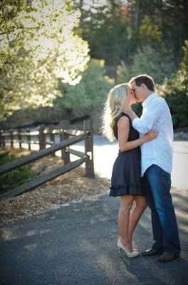 May I Present to You... My Engagement Pics!