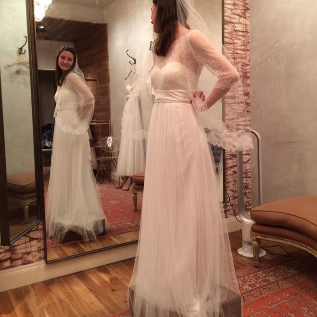 Long sleeve wedding dress love!