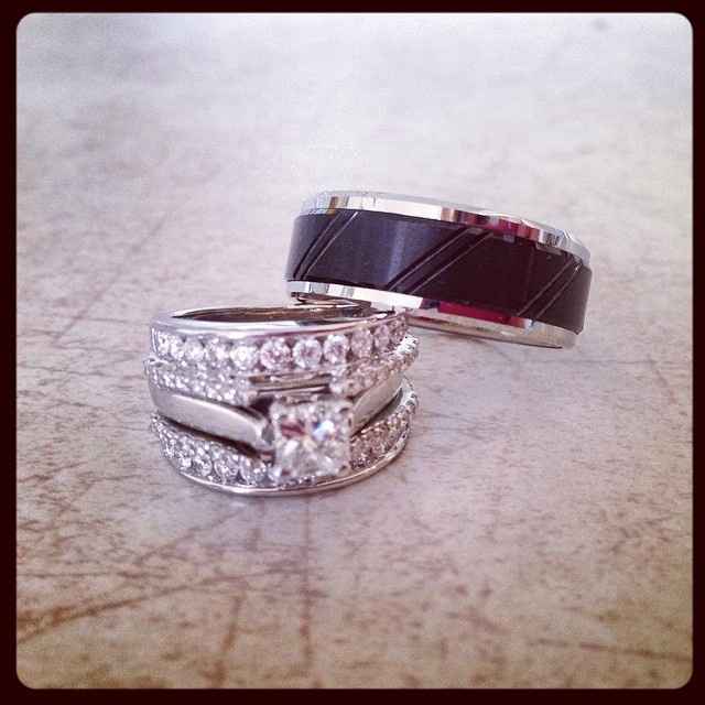 Show me your wedding bands!