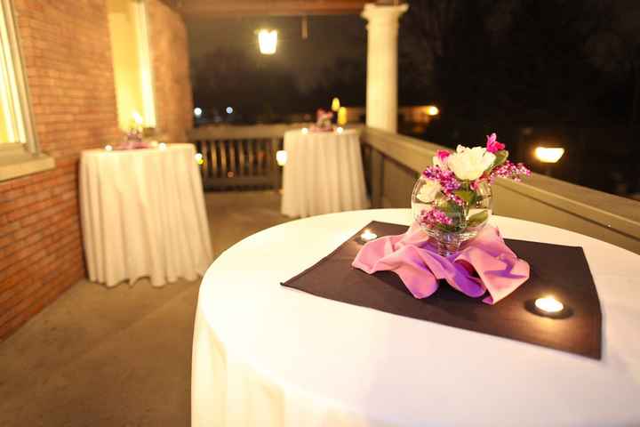 Can I get some venue / dress porn?