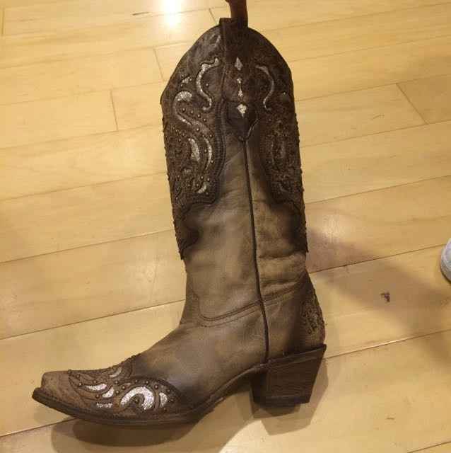 What style shoes are you wearing?