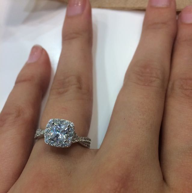 let's see your engagement ring!!