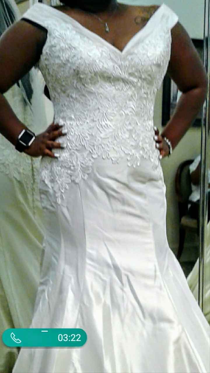 Mixed feelings about my dress.. please help!! - 1