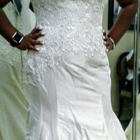 Mixed feelings about my dress.. please help!! - 1