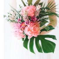 Non-flower elements in your bouquet - 1