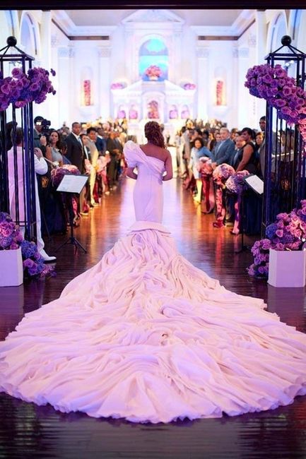 Show me your must-have wedding pictures! :)