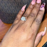 Brides of 2022! Show us your ring! - 1
