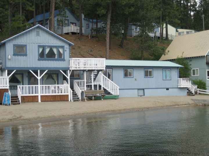 Do you have a photo of your ceremony location? SHARE UR PICTURE!