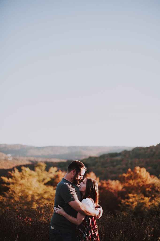 Fall Engagement Pictures Ideas - 6